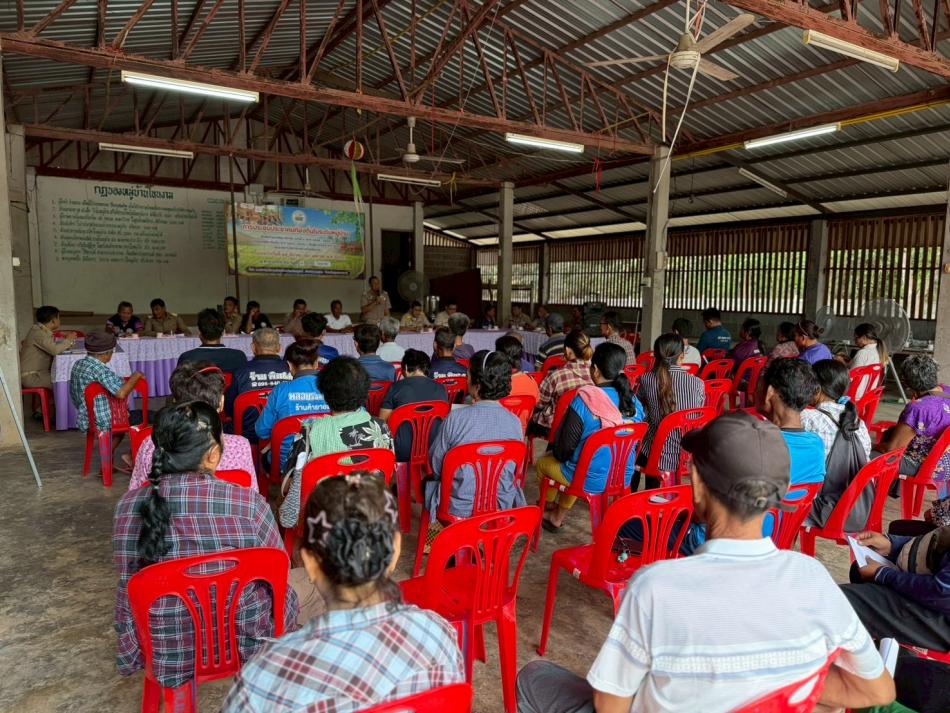 ประชุมประชาคมท้องถิ่นในระดับหมู่บ้านฯ   ณ ศาลาประชาคม หมู่ที่ 9 บ้านโนนงาม